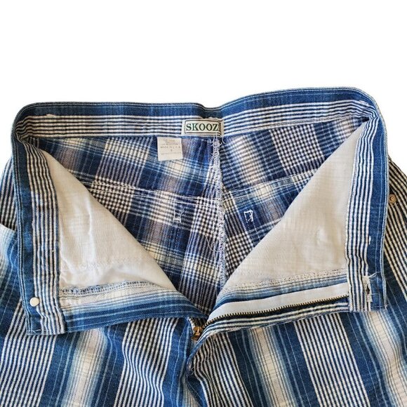 SKOOZI BLUE/WHITE STRIPED SHORTS - Picture 3 of 5
